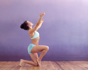 Desi - Infinity Kneeling