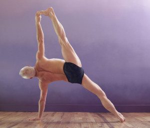 OK - John_-_3-14_Vashistasana_backview2_-_low_res_hugehumb